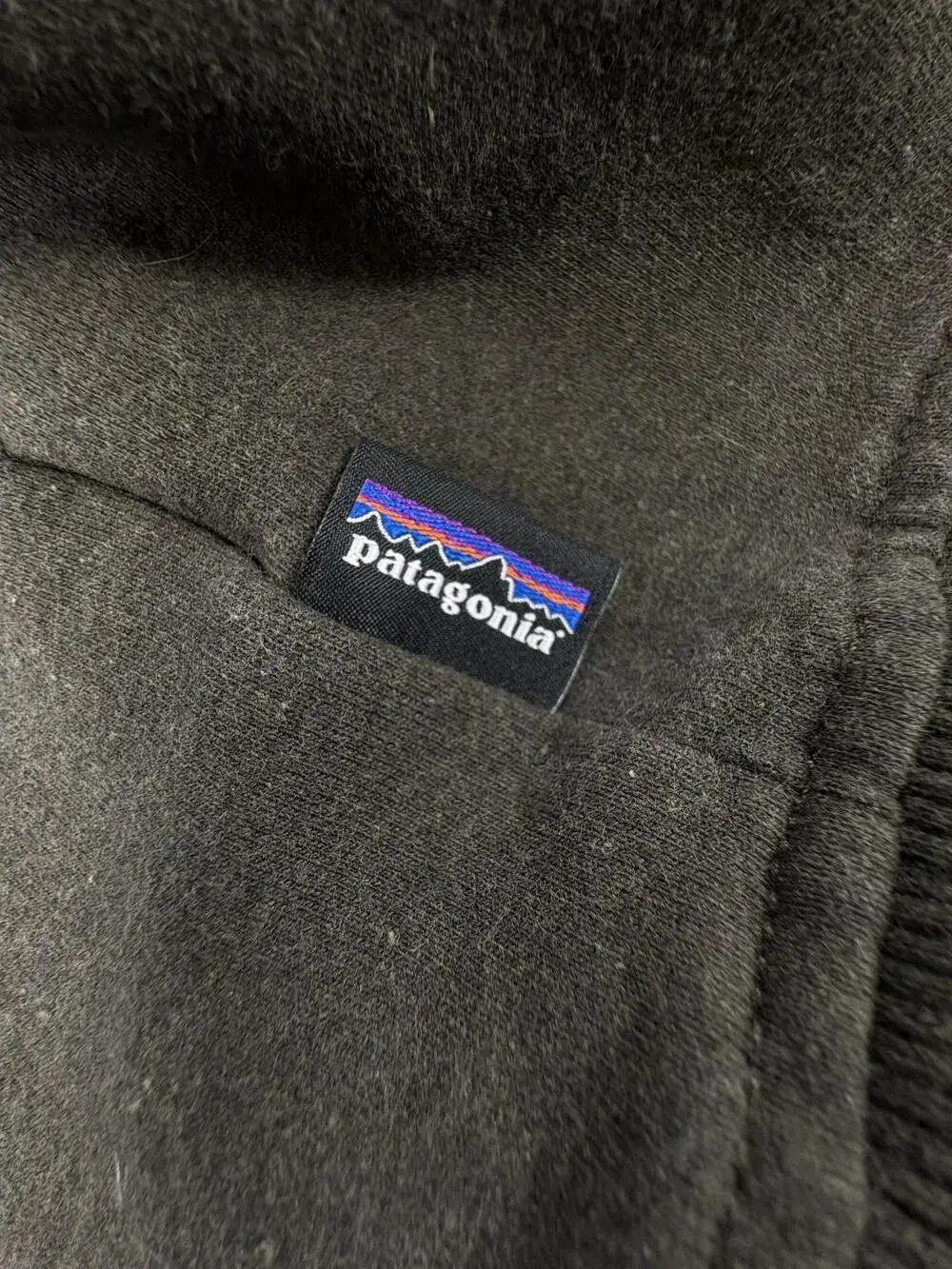 Patagonia Hoodie Mens 2XL Gray Uprisal Fleece Pullover Kangaroo Graphic Logo